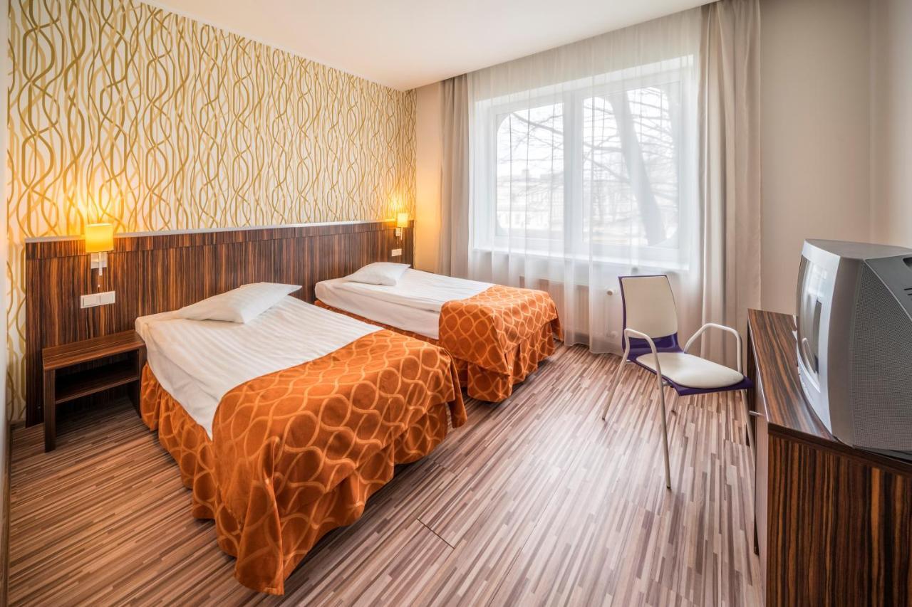 Rija Vef Hotel With Free Parking リガ エクステリア 写真