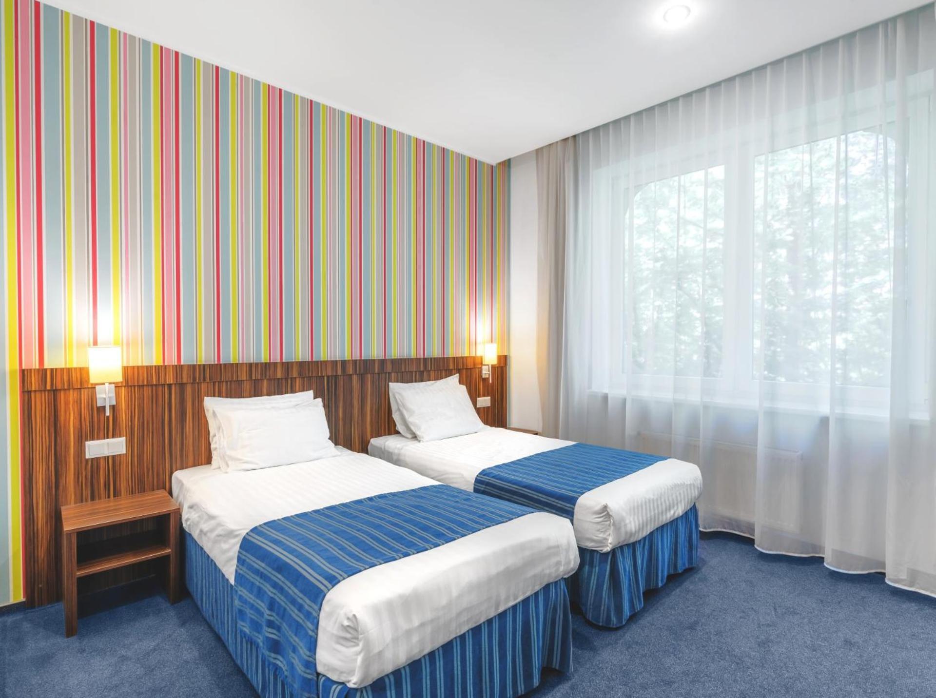 Rija Vef Hotel With Free Parking リガ エクステリア 写真