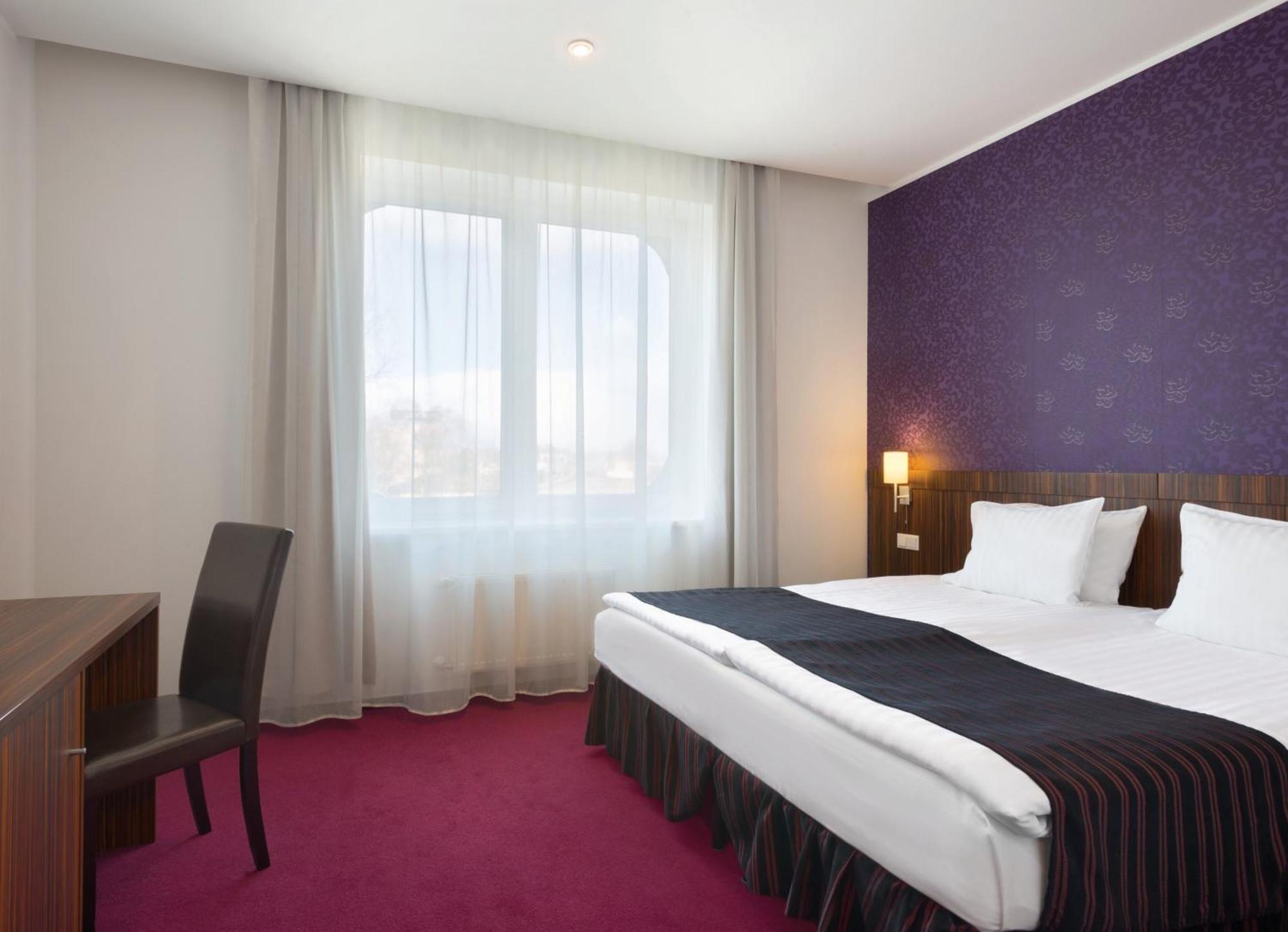 Rija Vef Hotel With Free Parking リガ エクステリア 写真