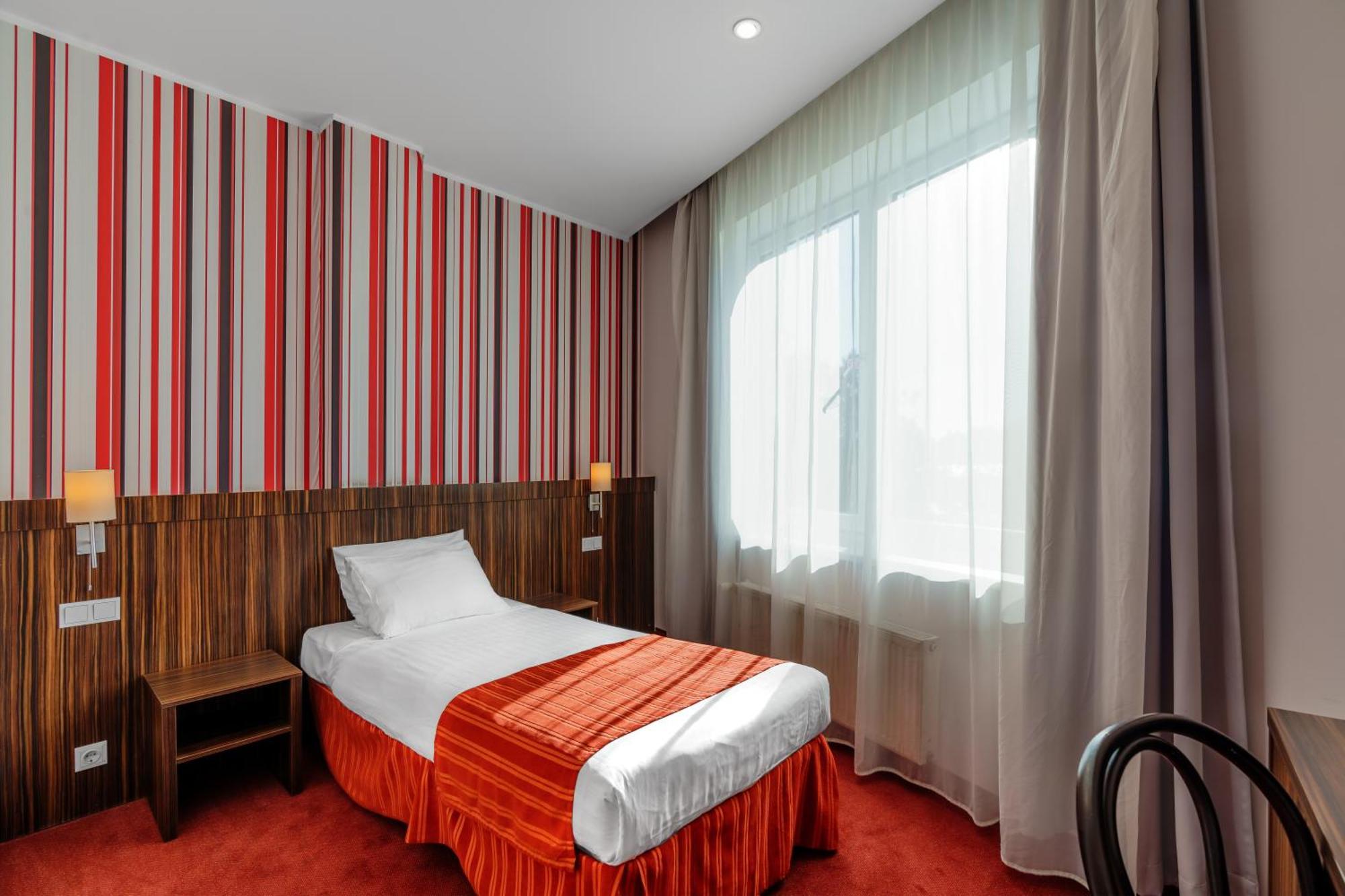 Rija Vef Hotel With Free Parking リガ 部屋 写真